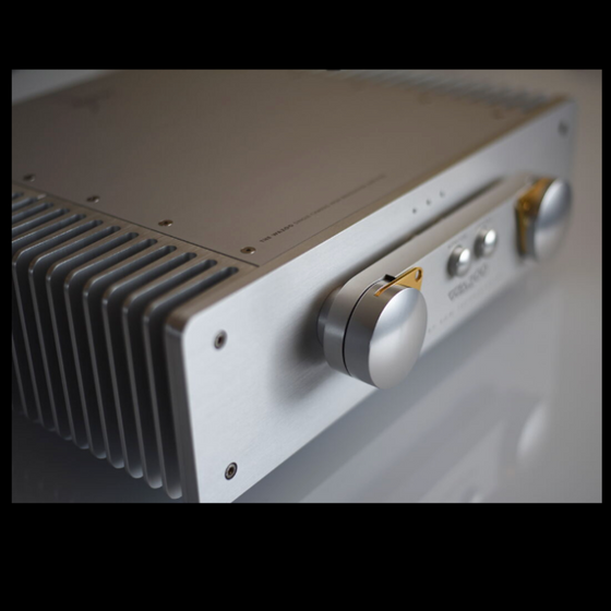 Pre-owned Integrated Amplifier Bow Technology -  WAZOO