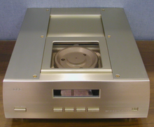  Pre-owned CD DRIVE PLAYER CEC TL1X (gold)