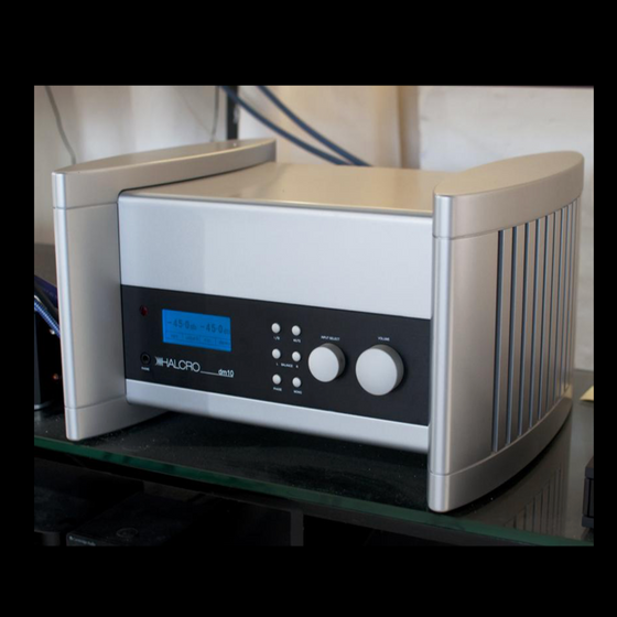 Pre-owned Pre amplifier with phono stage - HALCRO DM10 - 