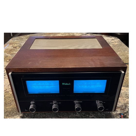 Pre-owned Power Amplifier McIntoch 7270 with wooden case