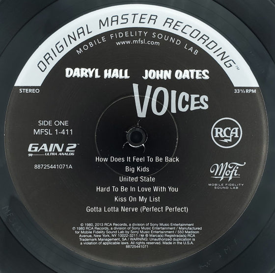 Daryl Hall & John Oates – Voices (Ultra Analog)