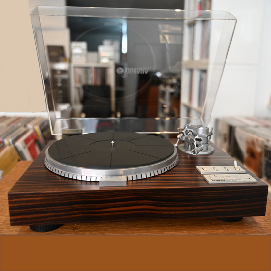 Pre-owned Turntable Yamaha YP-D10