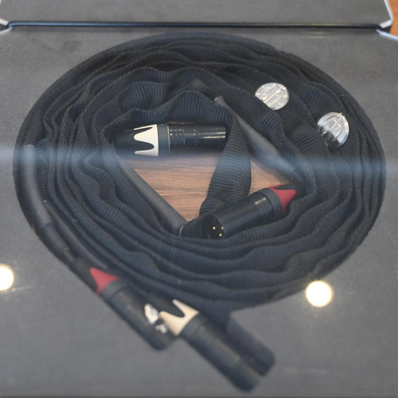 Pre-owned cable - GAMUT Interconnect Worm Holes Signature XLR to XLR 2m - AudioSoundMusic