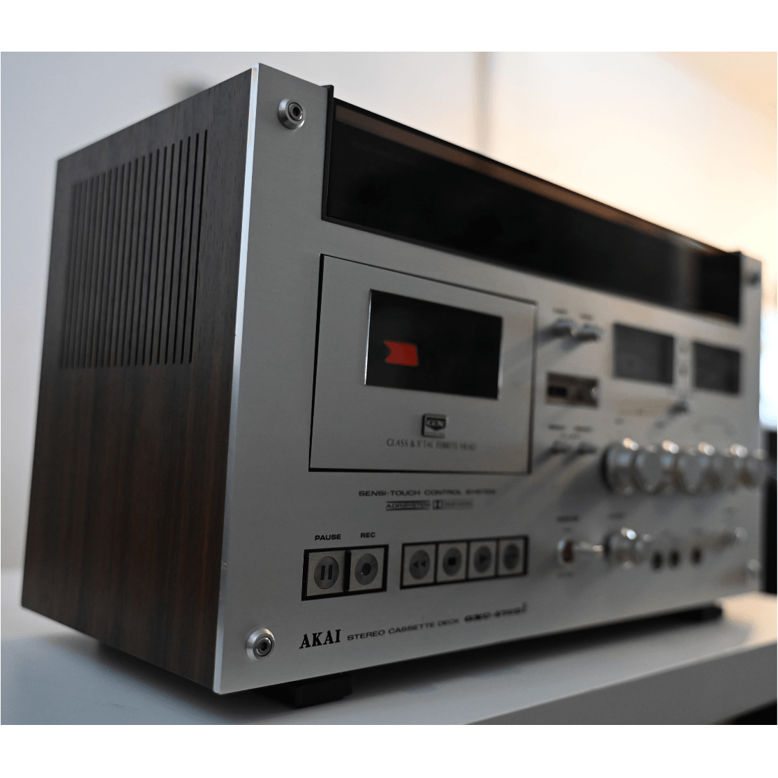 Pre-owned Cassette Deck Akai GXC-570D II – AudioSoundMusic Pre-owned Cassette Deck Akai GXC-570D II – AudioSoundMusic