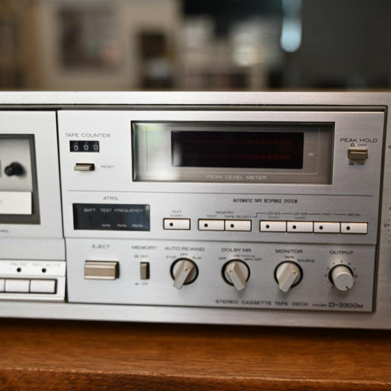Pre-owned Cassette Hitachi D-330M Silver - AudioSoundMusic