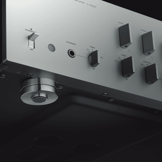 SOLID STATE PRE AMPLIFIER YAMAHA C-5000 - AudioSoundMusic