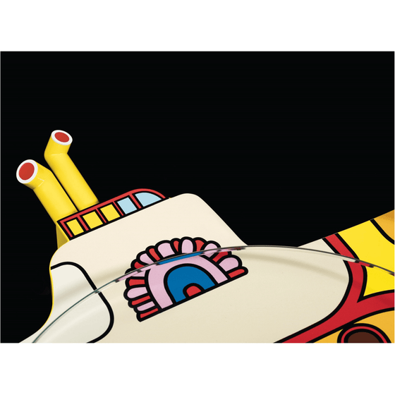 Turntable Pro-ject THE BEATLES YELLOW SUBMARINE LIMITED EDITION (Clamp & Dustcover not included) - AudioSoundMusic